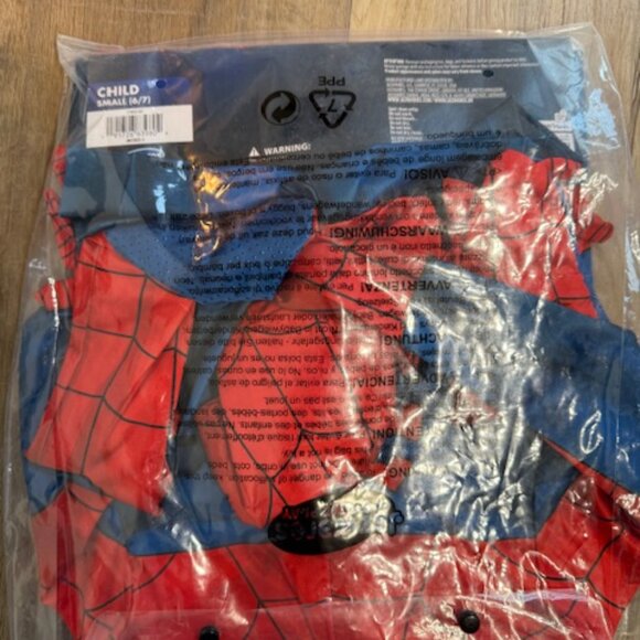 NEW Marvel Spiderman Costume Halloween Dress Up Child Small 6/7 - Picture 2 of 2